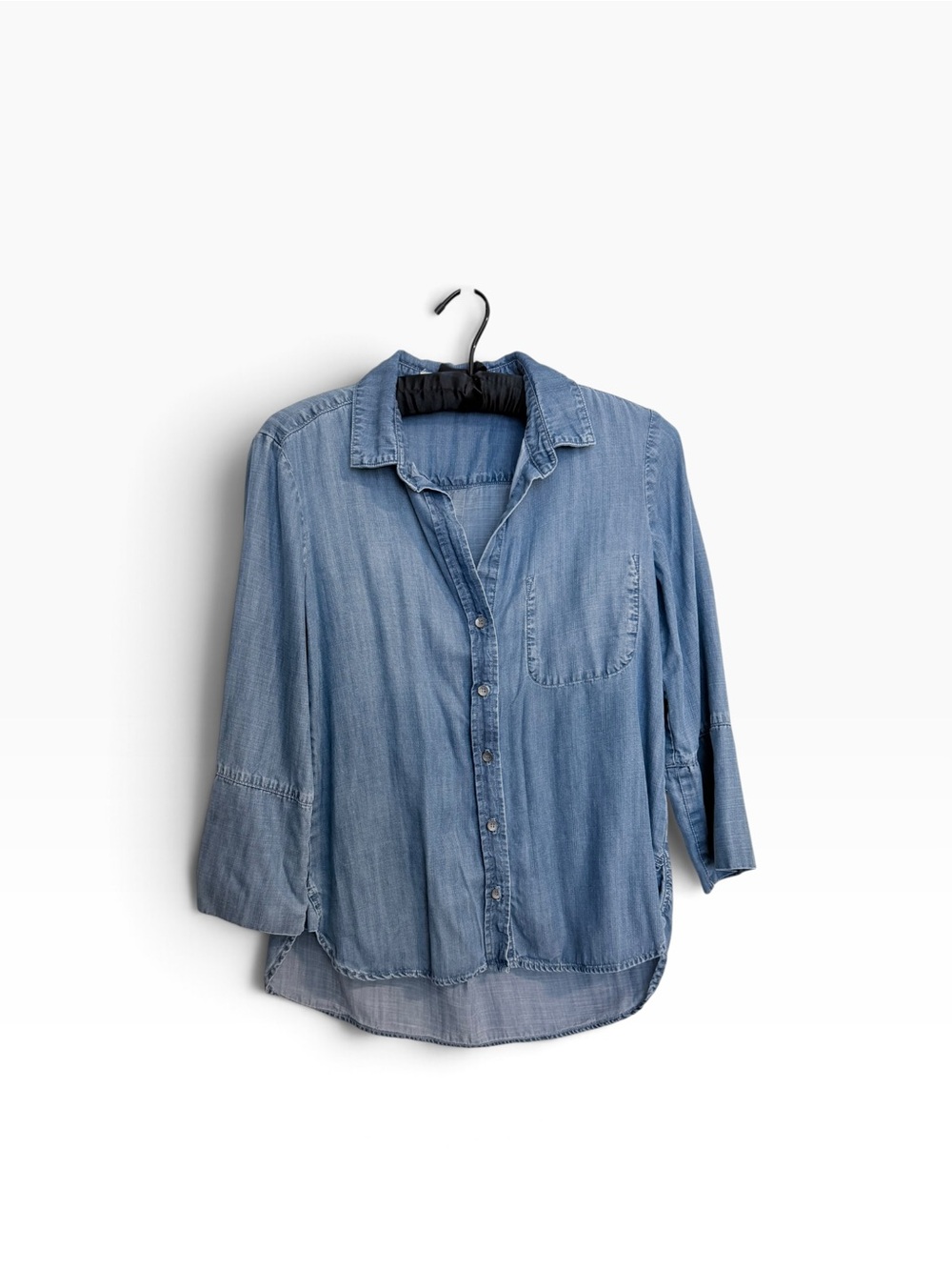 cloth & stone Blue Chambray Button-Down Shirt